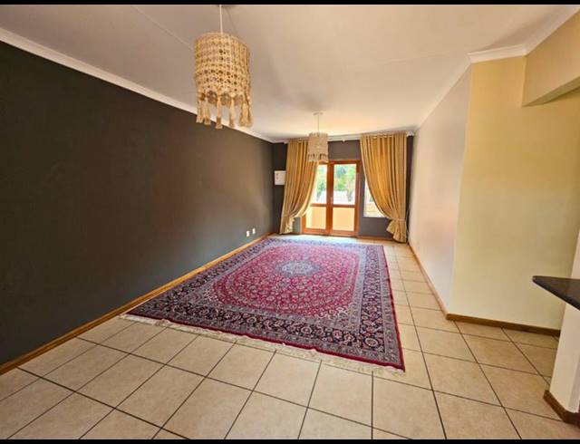 3 BEDROOM TOWNHOUSE FOR SALE IN GLEN MARAIS